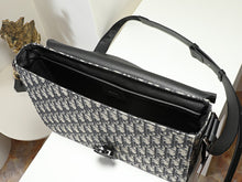 Load image into Gallery viewer, DR682 Dior Saddle Messenger Bag / HIGHEST QUALITY VERSION / 31 × 23 × 8 cm