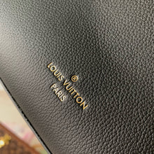 Load image into Gallery viewer, LB1041 Lock & Go / HIGHEST QUALITY VERSION / 9.6 x 7.5 x 4.1 inches