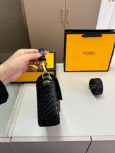 Load image into Gallery viewer, FF224 Baguette / 10.6x2.3x5.9inch