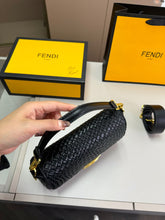 Load image into Gallery viewer, FF224 Baguette / 10.6x2.3x5.9inch