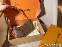 Load image into Gallery viewer, LB1445 Louis Vuitton Liv Pochette / 24 x 13 x 6.5 cm