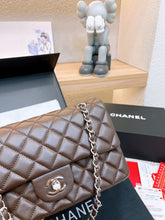 Load image into Gallery viewer, CC862 Classic Handbag / 6 × 9.9 × 2.5 in