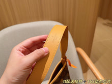 Load image into Gallery viewer, LB1603 LV Louis Vuitton Carryall PM Tote / 29 × 24 × 12 cm