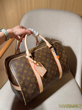 Load image into Gallery viewer, LB1448 Louis Vuitton Keepall Bandoulière 40 / 40 x 28 x 21 cm
