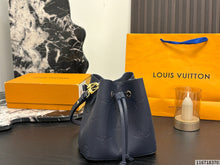 Load image into Gallery viewer, LB1606 LV Noé BB Bucket Bag / 22 × 24 × 15 cm