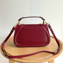 Load image into Gallery viewer, GC722 Gucci Blondie Medium Top Handle Bag / 10.4"W x 6.5"H x 3.3"D