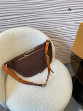 Load image into Gallery viewer, LB907 LV SKI / 14.6 x 5.5 x 5.1 inches