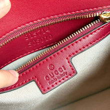 Load image into Gallery viewer, GC722 Gucci Blondie Medium Top Handle Bag / 10.4"W x 6.5"H x 3.3"D