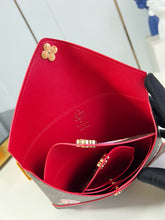 Load image into Gallery viewer, LB1128 Kirigami Pochette / HIGHEST QUALITY VERSION / 6.1 x 4.5 x 0.2 inches