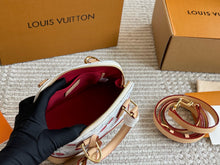 Load image into Gallery viewer, LB1294 LV x TM Alma BB / 9.3 x 6.9 x 4.5 inches