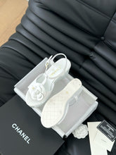 Load image into Gallery viewer, SE1396 CC Sandals / Size5-10