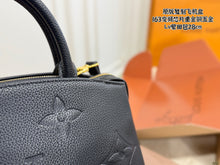 Load image into Gallery viewer, LB1451 Louis Vuitton Montaigne MM / 28 x 21 x 12 cm