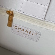 Load image into Gallery viewer, CC952 Hobo Handbag / 9.4 × 8.6 × 2.3 in / HIGHEST QUALITY VERSION