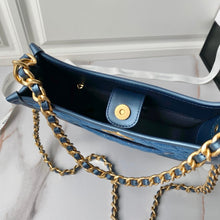 Load image into Gallery viewer, CC954 Hobo Handbag / 9.4 × 8.6 × 2.3 in / HIGHEST QUALITY VERSION