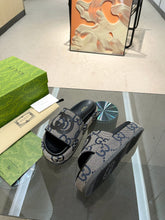 Load image into Gallery viewer, SE1126 Women's Jumbo GG Platfor Slide Sandal / Size5-12