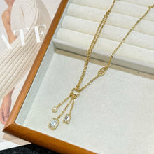 Load image into Gallery viewer, JW905 Petit CD Neecklace