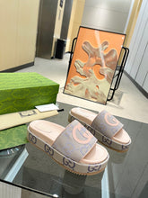Load image into Gallery viewer, SE1127 Women's Jumbo GG Platfor Slide Sandal / Size5-12