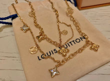 Load image into Gallery viewer, JW833 Blooming Strass Necklace