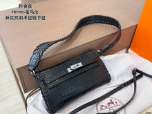 Load image into Gallery viewer, HM191 Hermes Kelly To Go Long Wallet / 21 x 12 cm