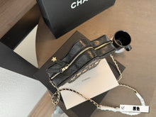 Load image into Gallery viewer, CC877 Star Handbag / 8.8 × 8.8 × 2.3 in