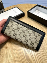 Load image into Gallery viewer, GC612 GG Marmont Leather Continental Wallet / 7.5"W x 4"H x 1.5"D