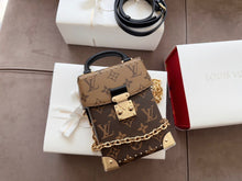 Load image into Gallery viewer, LB863 Camera Box / 4.9 x 6.9 x 2.4 inches