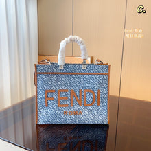 Load image into Gallery viewer, FF195 Fendi Sunshine Medium / 12.2x6.7x13.8inch