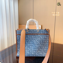 Load image into Gallery viewer, FF195 Fendi Sunshine Medium / 12.2x6.7x13.8inch