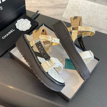 Load image into Gallery viewer, SE1400 CC Sandals / Size5-10