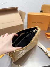 Load image into Gallery viewer, LB869 Coussin PM / 10.2 x 7.9 x 4.7 inches