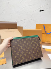 Load image into Gallery viewer, LB897 Pochette Voyage MM / 10.6 x 8.3 x 2.4 inches