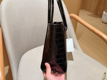 Load image into Gallery viewer, CC1401 Chanel 26S Crocodile-Embossed Tote Bag / 38 x 24 x 13 cm