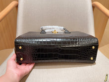 Load image into Gallery viewer, CC1401 Chanel 26S Crocodile-Embossed Tote Bag / 38 x 24 x 13 cm