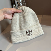 Load image into Gallery viewer, JW908 CC Beanie