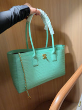 Load image into Gallery viewer, CC1402 Chanel 26S Crocodile-Embossed Tote Bag / 38 x 24 x 13 cm