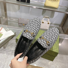 Load image into Gallery viewer, SE1327 Women's Gucci Jordaan GG Loafer / Size5-11