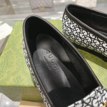 Load image into Gallery viewer, SE1327 Women's Gucci Jordaan GG Loafer / Size5-11