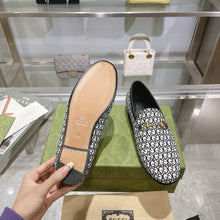 Load image into Gallery viewer, SE1327 Women's Gucci Jordaan GG Loafer / Size5-11