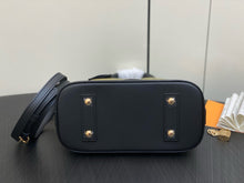 Load image into Gallery viewer, LB902 Alma BB / HIGHEST QUALITY VERSION / 9.3 x 6.9 x 4.5 inches