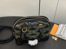 Load image into Gallery viewer, LB902 Alma BB / HIGHEST QUALITY VERSION / 9.3 x 6.9 x 4.5 inches