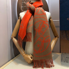 Load image into Gallery viewer, CLTH353 H Casaque Entrelacs Equestres Scarf / 40x195cm