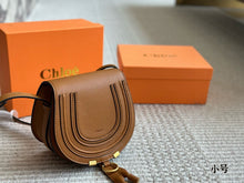 Load image into Gallery viewer, CLE019 Chloe Marcie Saddle Bag / Grained Calfskin / Small (19x14 cm)
