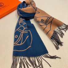 Load image into Gallery viewer, CLTH354 H Casaque Entrelacs Equestres Scarf / 40x195cm