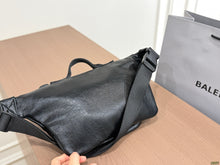 Load image into Gallery viewer, BCG073 Balenciaga ARMY Large Waist Bag / 24x17 cm