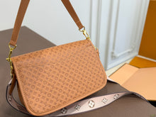 Load image into Gallery viewer, LB1460 LV Diane Baguette Bag / 25 x 15 cm
