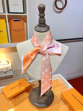 Load image into Gallery viewer, JW911 LV Aurora Nano Bandeau / 31.5 x 2 inches