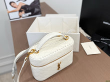 Load image into Gallery viewer, YSK465 YSL Mini Gaby Box Bag / 18 x 11 cm