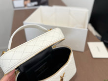 Load image into Gallery viewer, YSK465 YSL Mini Gaby Box Bag / 18 x 11 cm