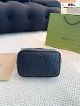 Load image into Gallery viewer, GC617 Ophidia Large Cosmetic Case / 9.4x2.3x5.9inch