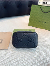 Load image into Gallery viewer, GC617 Ophidia Large Cosmetic Case / 9.4x2.3x5.9inch